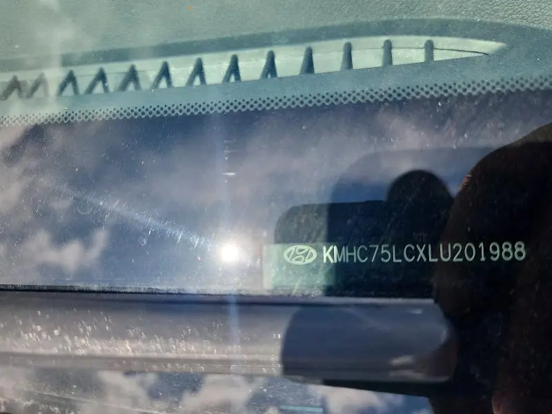 2020 HYUNDAI IONIQ SE  
