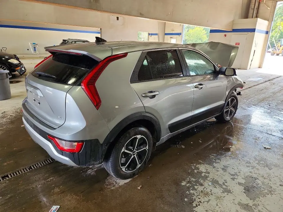 2026 KIA NIRO LX  