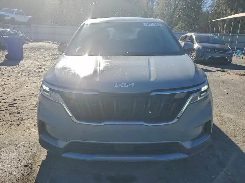 2024 KIA CARNIVAL EX  