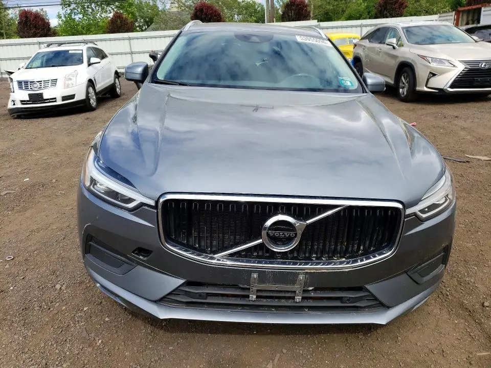 2019 VOLVO XC60 T5  
