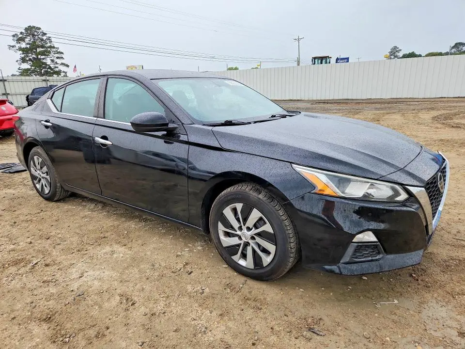 2020 NISSAN ALTIMA S  