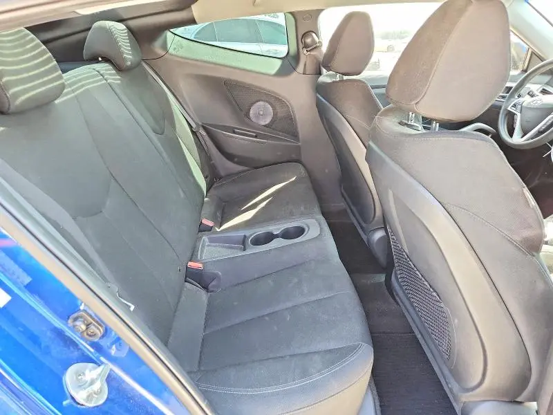 2016 HYUNDAI VELOSTER BASE  