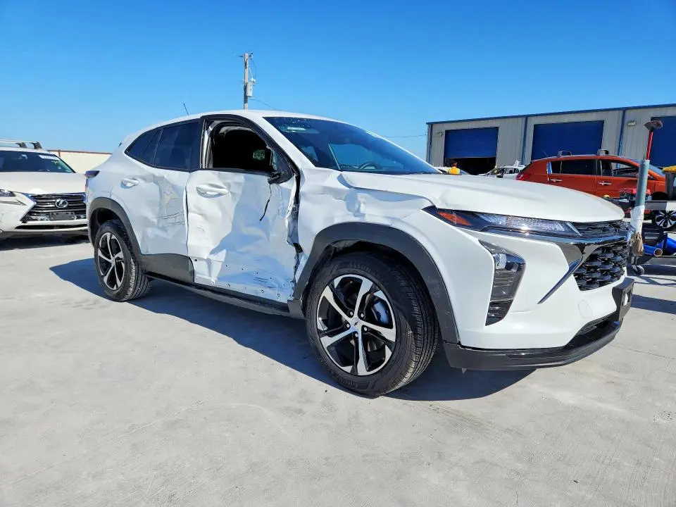 2025 CHEVROLET TRAX 1RS  