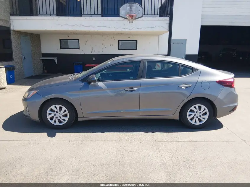 2019 HYUNDAI ELANTRA SE