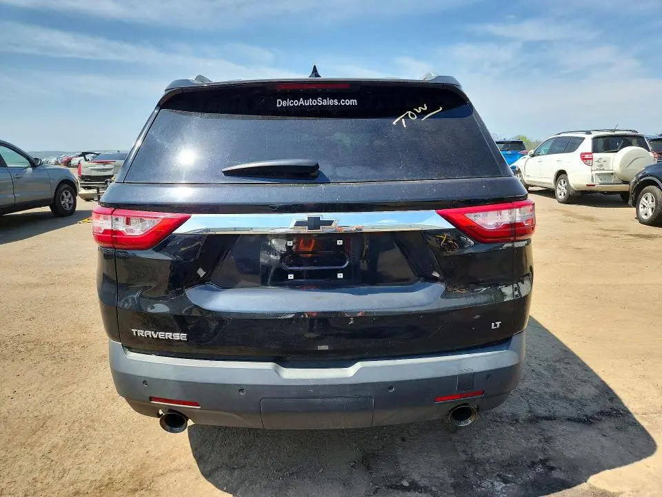 2018 CHEVROLET TRAVERSE LT  
