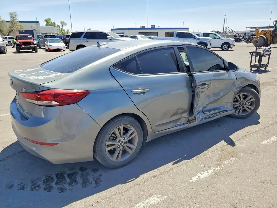 2018 HYUNDAI ELANTRA SEL  
