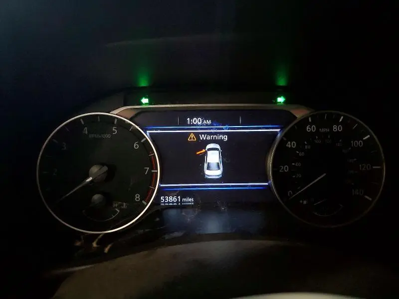2023 NISSAN ALTIMA SR  
