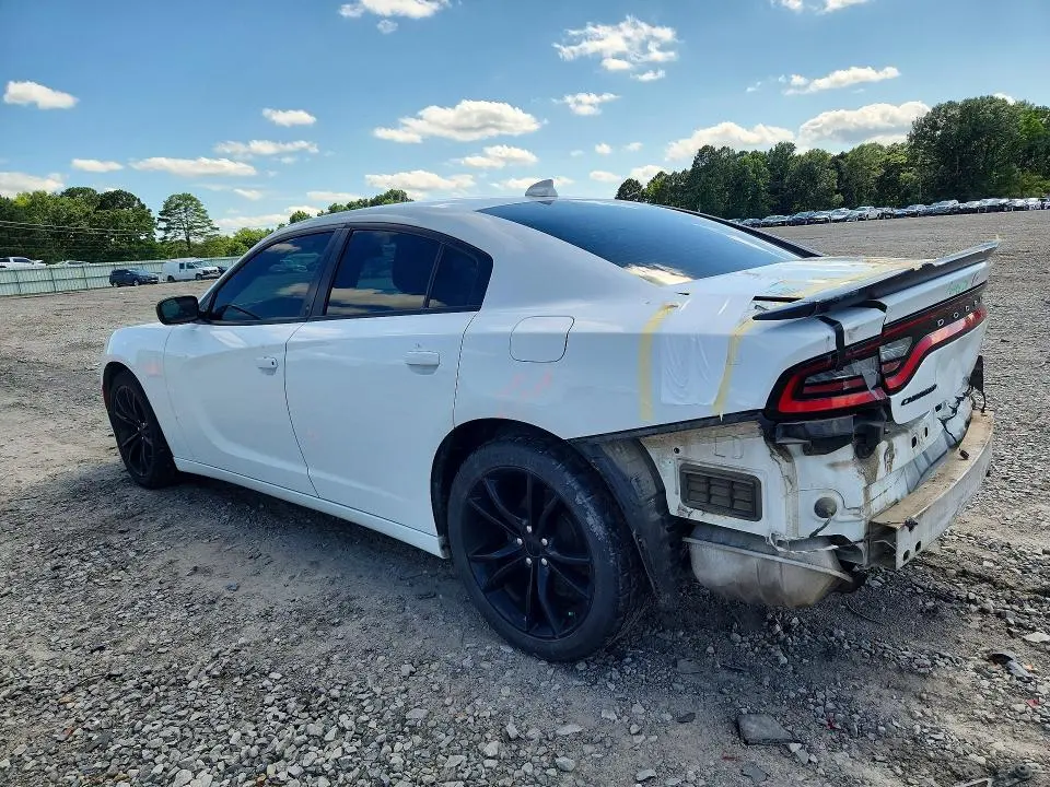 2016 DODGE CHARGER SXT  