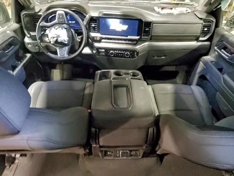 2022 CHEVROLET SILVERADO K1500 LT  