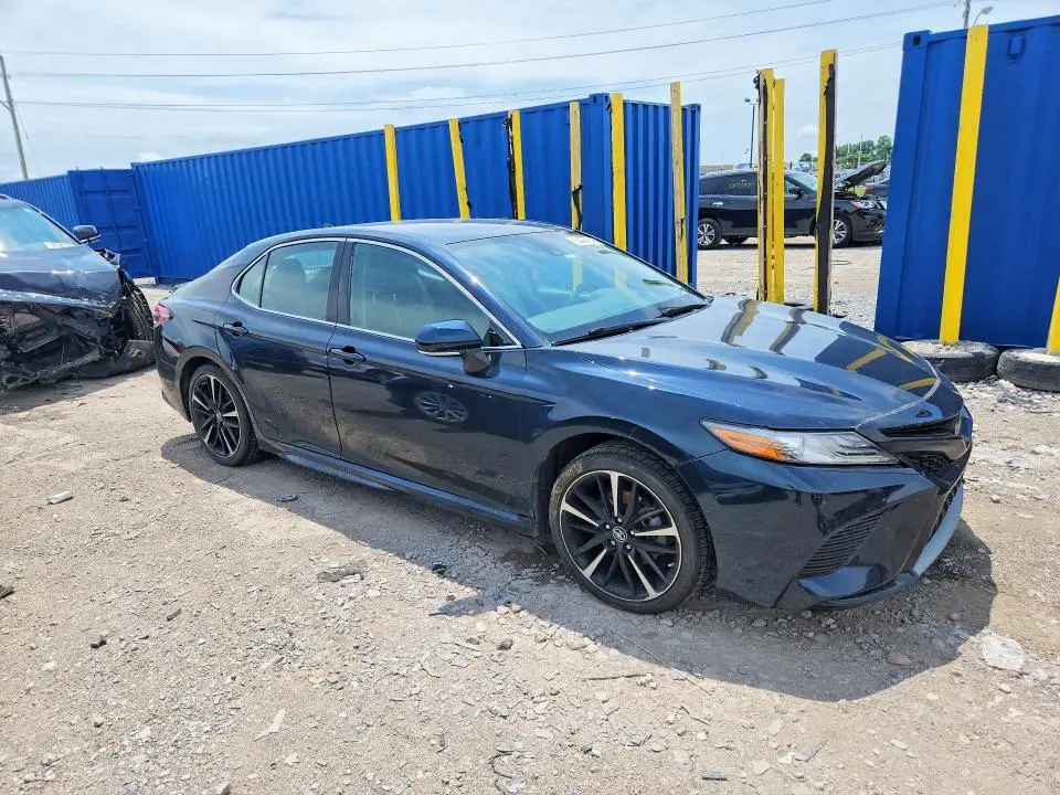 2019 TOYOTA CAMRY XSE  