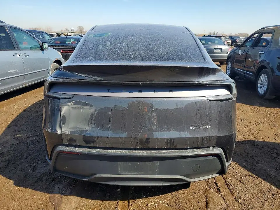 2026 TESLA MODEL Y   