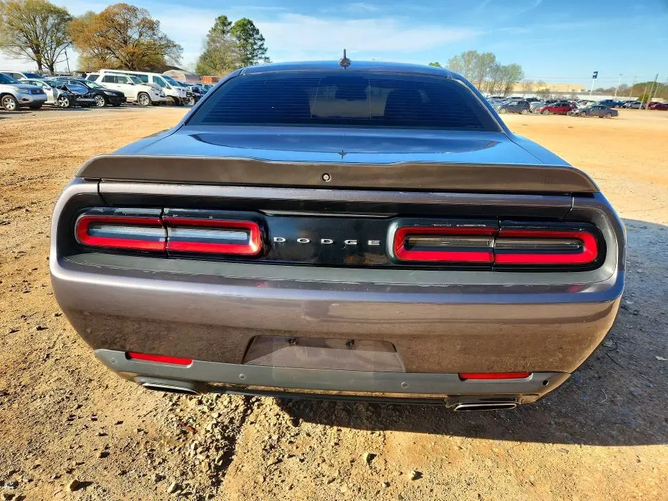 2015 DODGE CHALLENGER SXT  