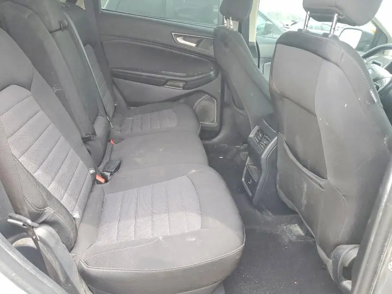 2021 FORD EDGE SE  