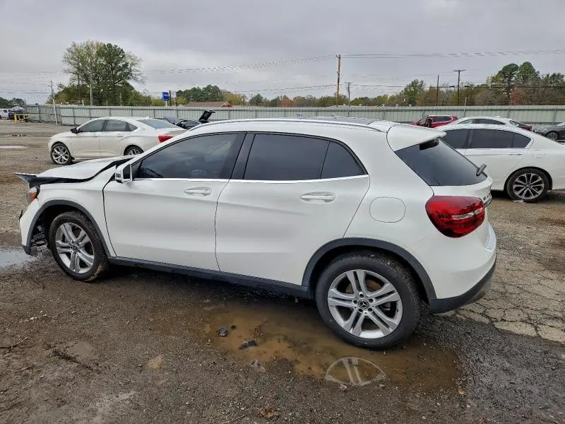 2020 MERCEDES-BENZ GLA 250  
