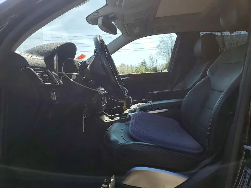 2015 MERCEDES-BENZ GL 550 4MATIC  