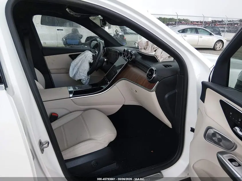 2024 MERCEDES-BENZ GLC 300 SUV
