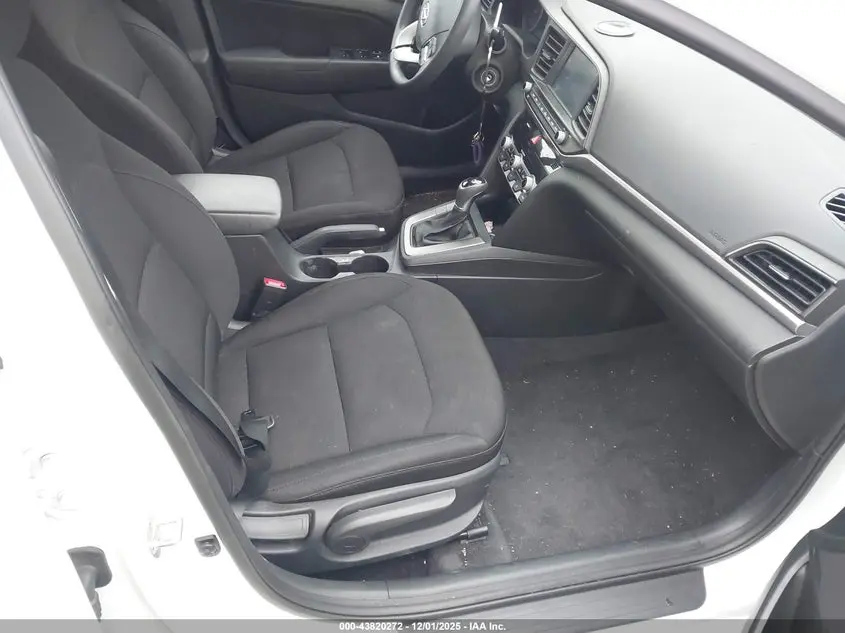 2020 HYUNDAI ELANTRA SEL