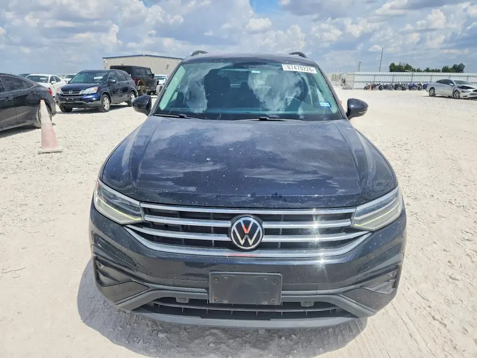2022 VOLKSWAGEN TIGUAN S  