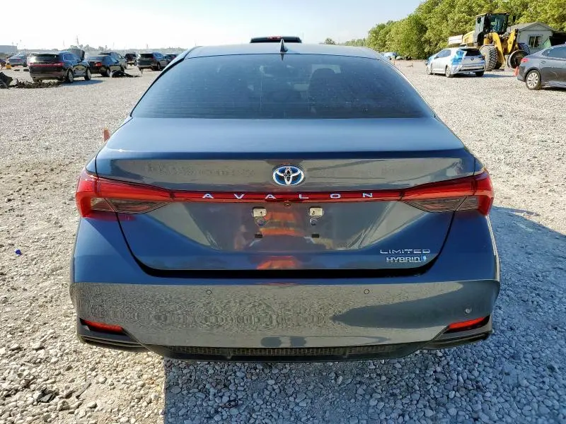 2021 TOYOTA AVALON LIMITED  