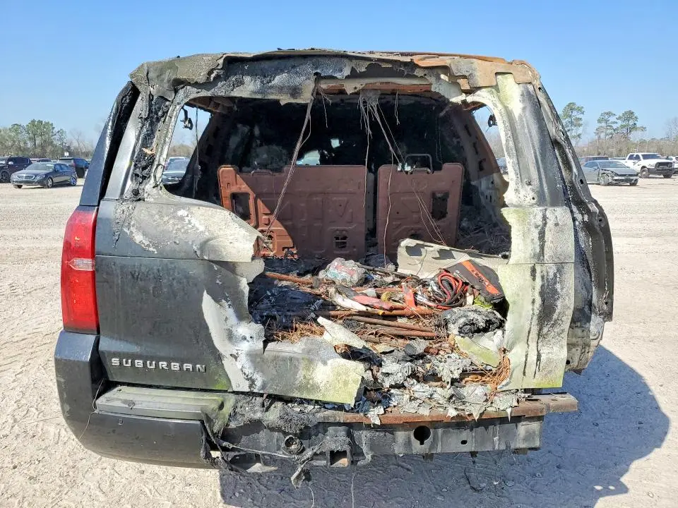 2016 CHEVROLET SUBURBAN C1500 LT  