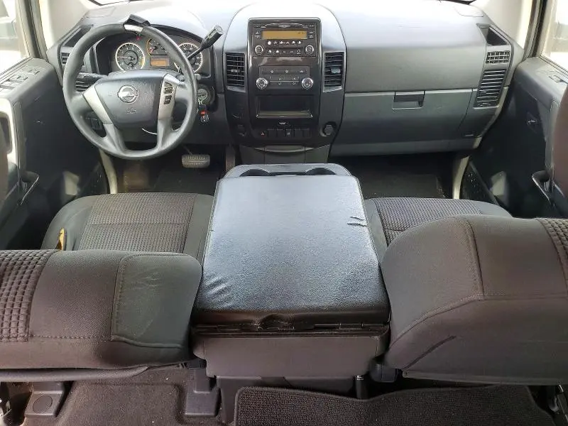 2013 NISSAN TITAN S  