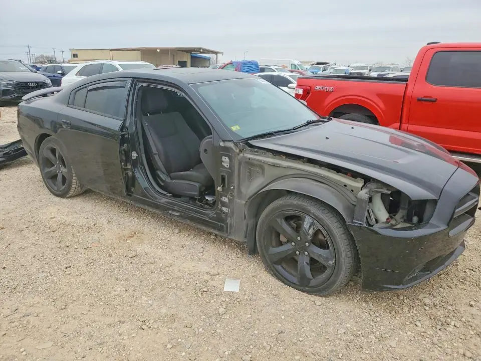 2013 DODGE CHARGER SXT  