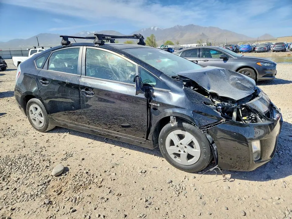 2010 TOYOTA PRIUS II  