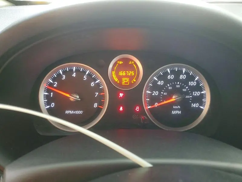 2011 NISSAN SENTRA 2.0  