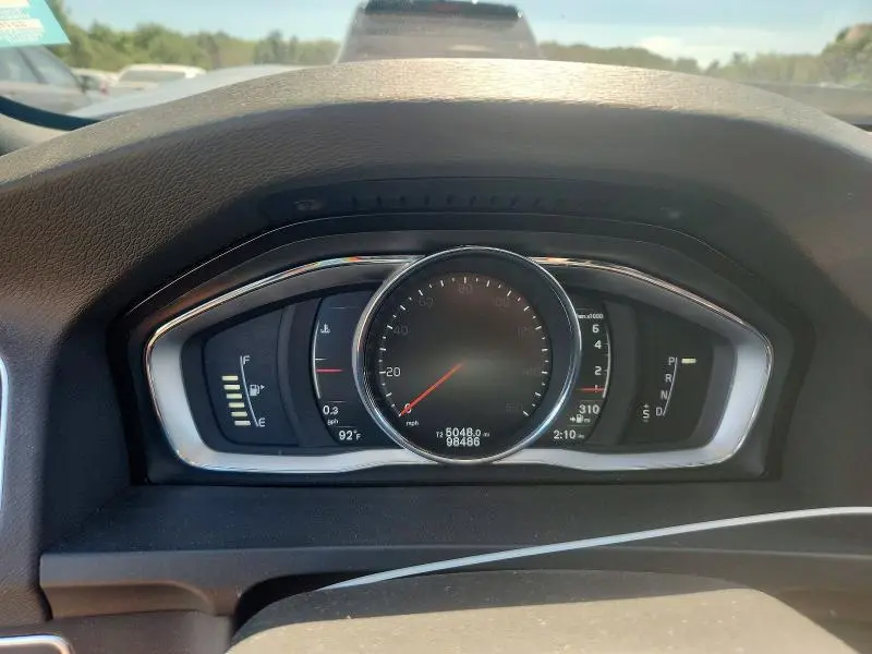 2017 VOLVO V60 PREMIER  