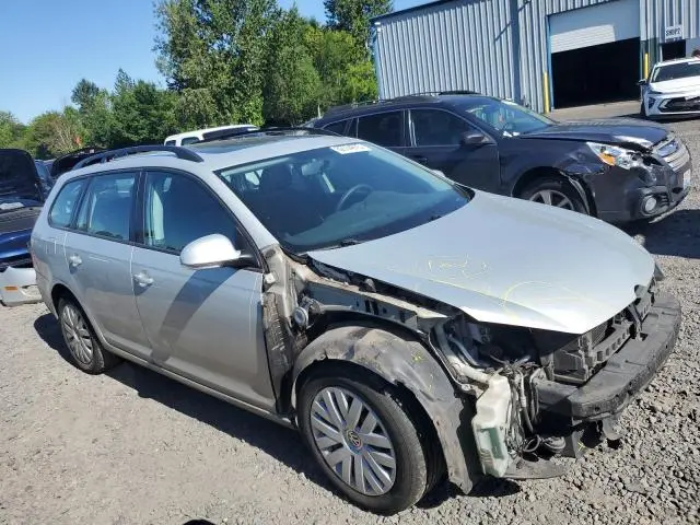 2010 VOLKSWAGEN JETTA S  