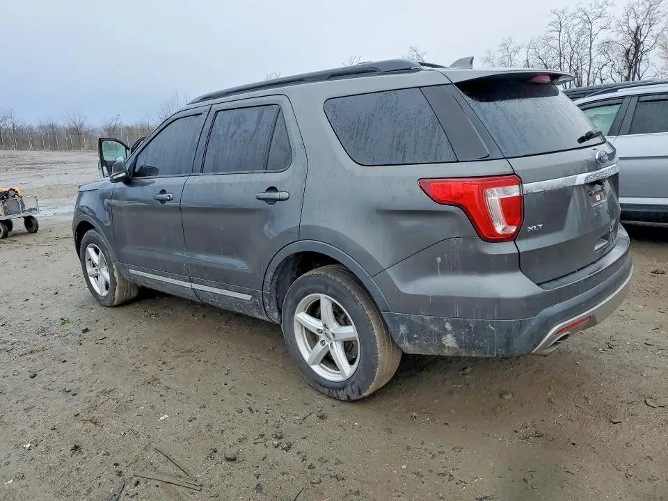 2017 FORD EXPLORER XLT  