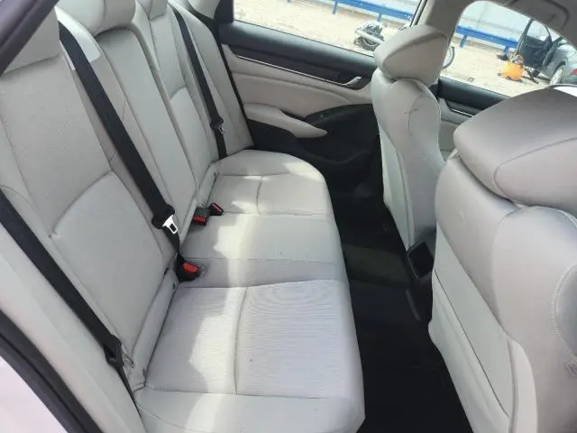 2022 HONDA ACCORD LX  