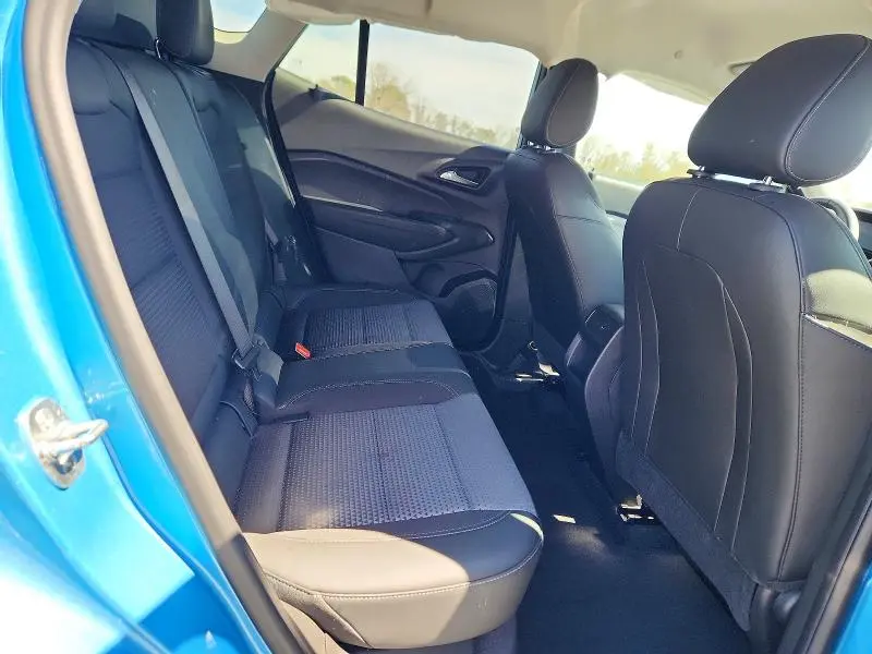 2025 CHEVROLET TRAX 1LT  
