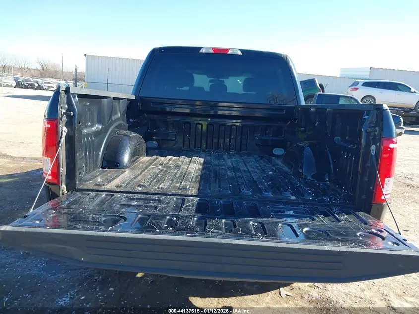 2017 FORD F-150 XLT