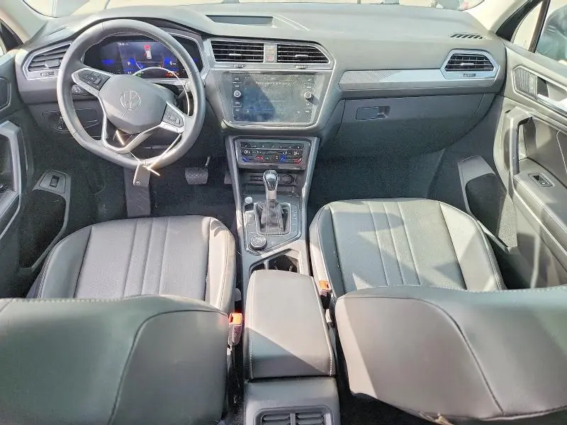 2022 VOLKSWAGEN TIGUAN SE  