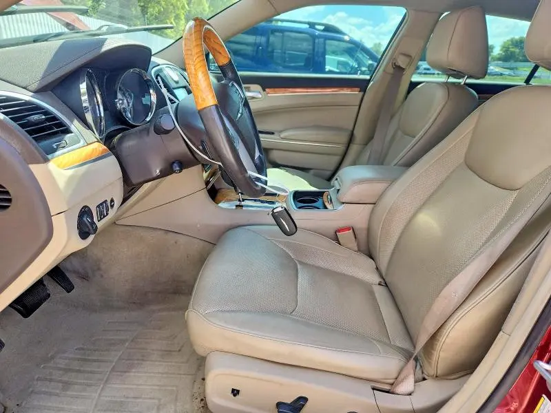 2013 CHRYSLER 300C   