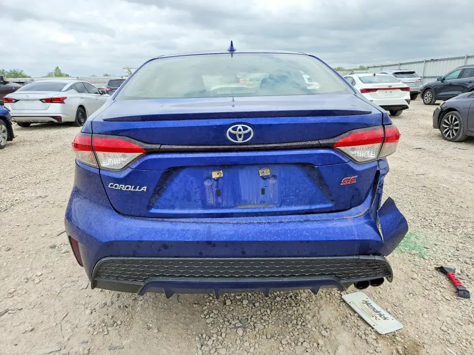 2020 TOYOTA COROLLA SE  