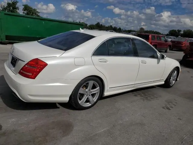 2010 MERCEDES-BENZ S 550  