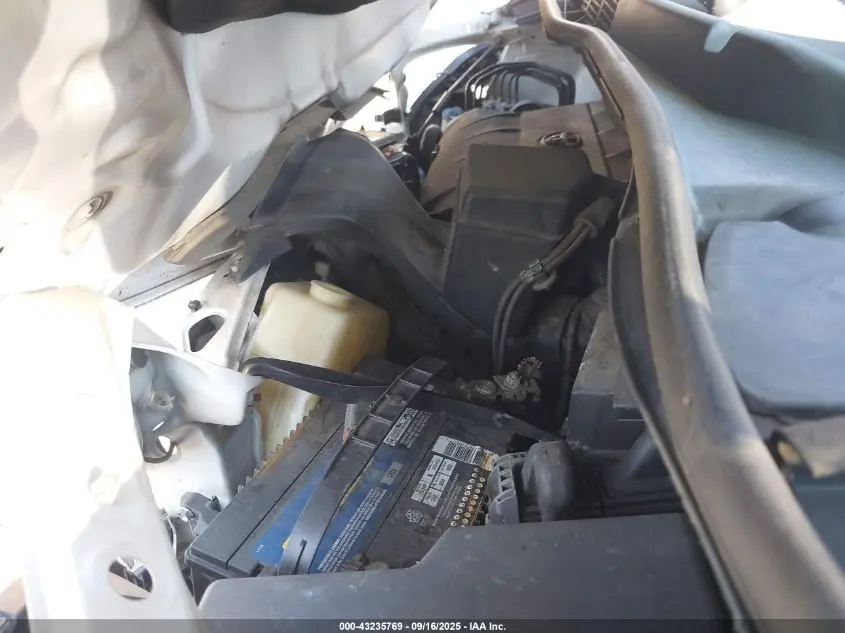 2014 TOYOTA SIENNA XLE V6 8 PASSENGER