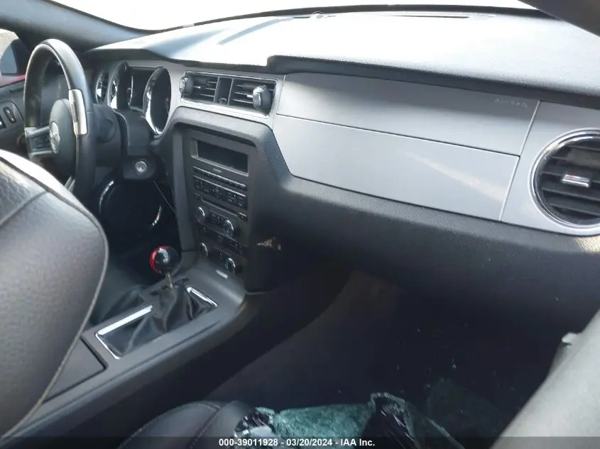 2011 FORD MUSTANG GT PREMIUM