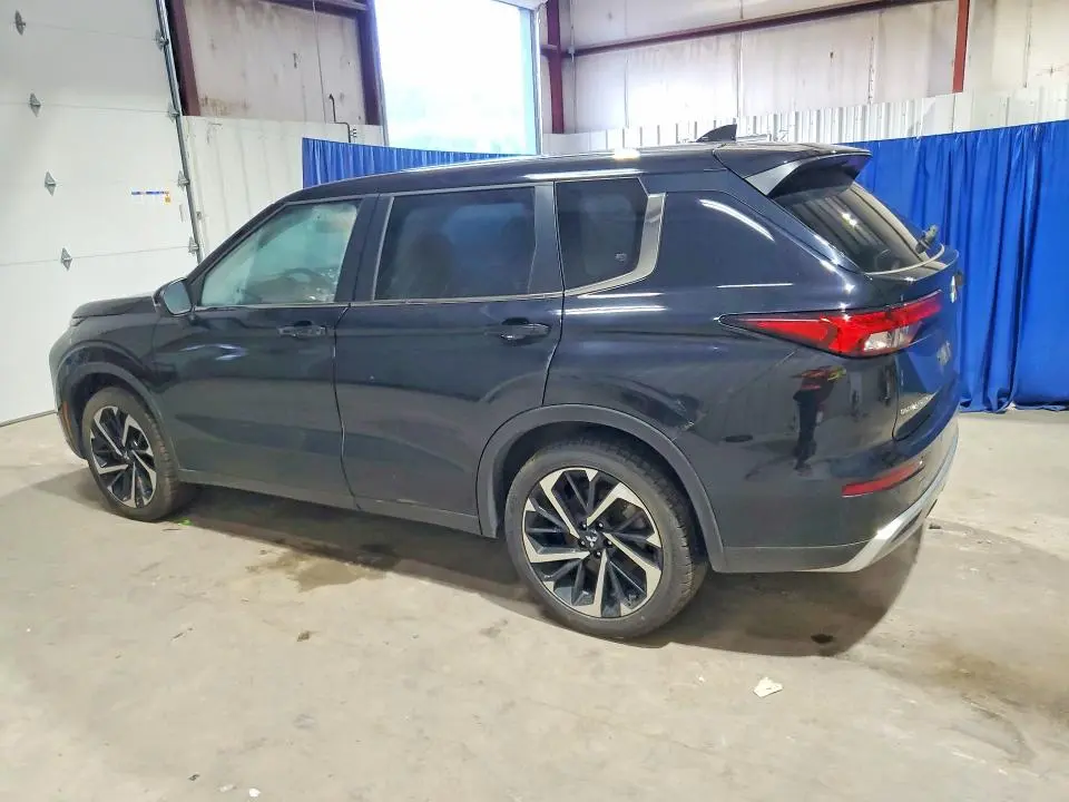 2024 MITSUBISHI OUTLANDER SE  