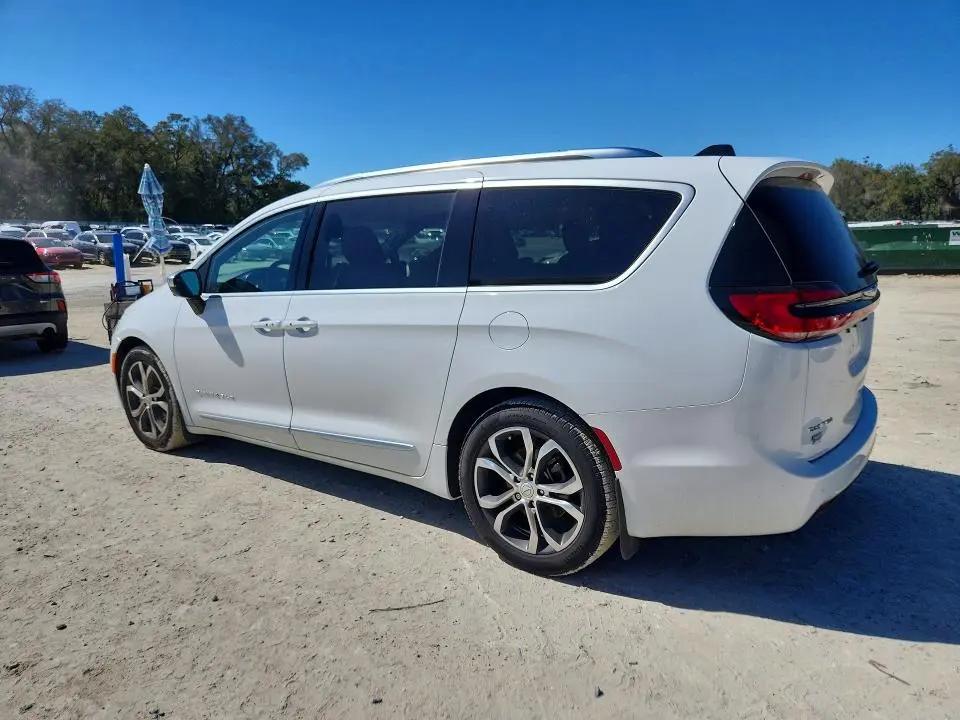 2026 CHRYSLER PACIFICA   