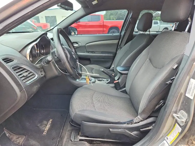 2013 DODGE AVENGER SE  
