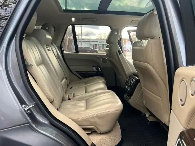 2017 LAND ROVER RANGE ROVER HSE  