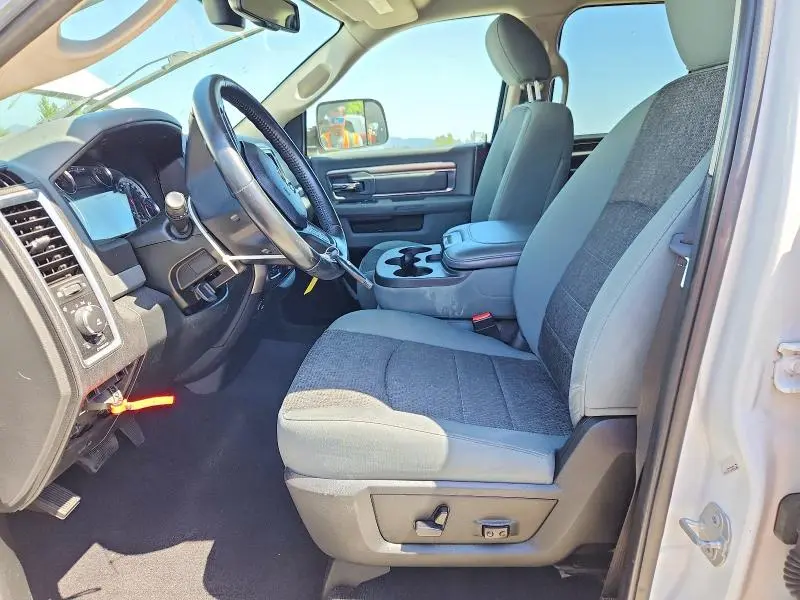 2018 RAM 1500 SLT  