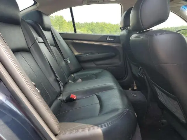 2011 INFINITI G37   