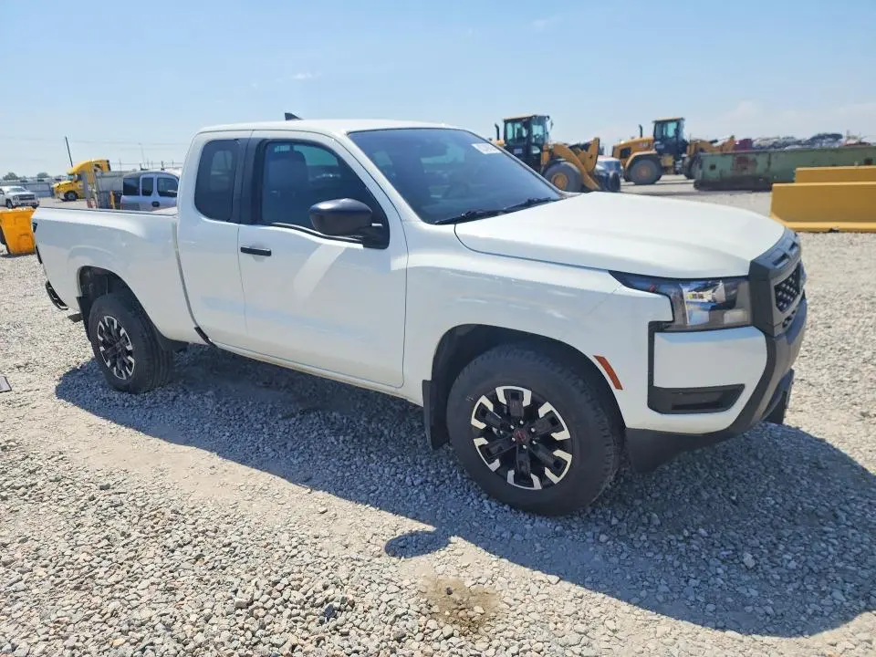 2025 NISSAN FRONTIER S  
