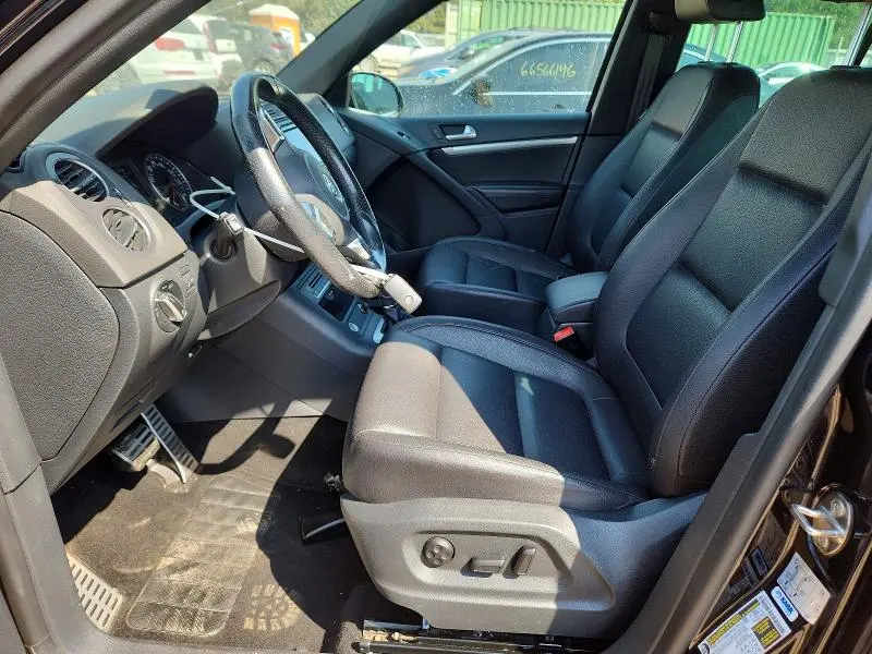 2016 VOLKSWAGEN TIGUAN S  