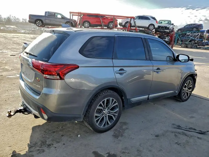 2018 MITSUBISHI OUTLANDER SE  