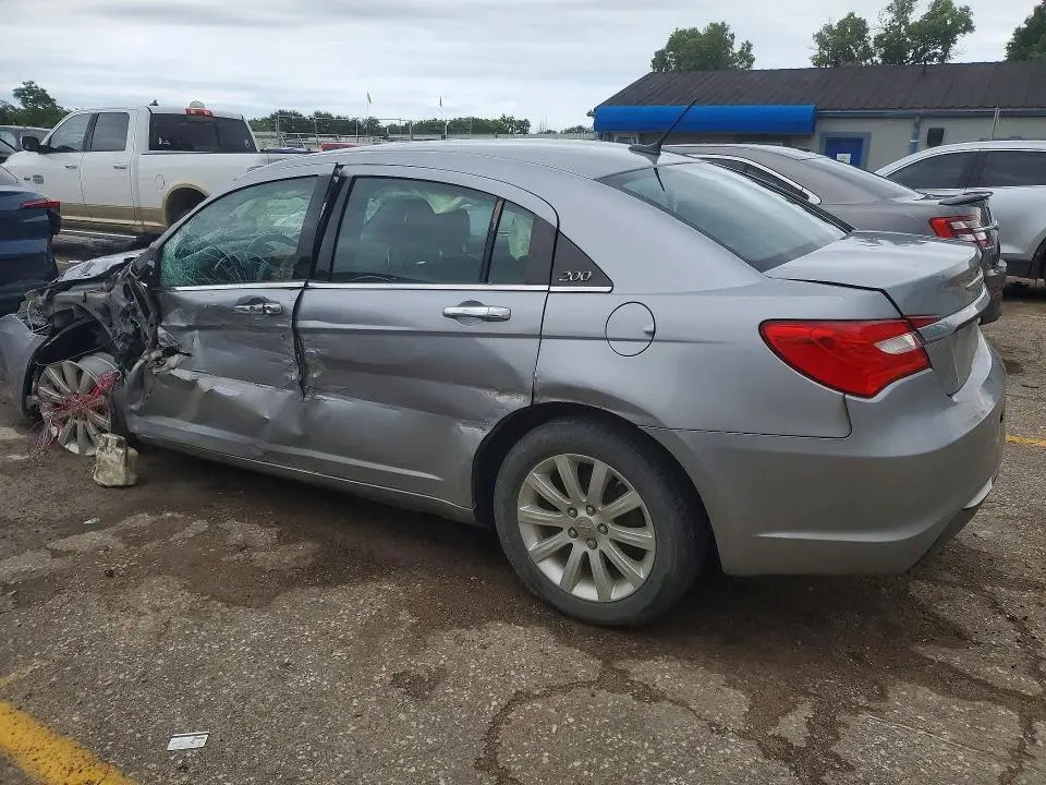 2014 CHRYSLER 200 LIMITED  